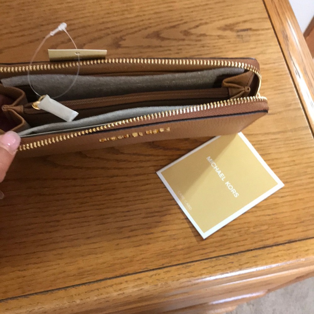 Wallet - Picture 2 of 3